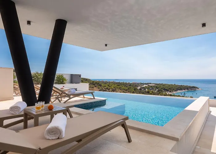 וילה Oliva Dolac