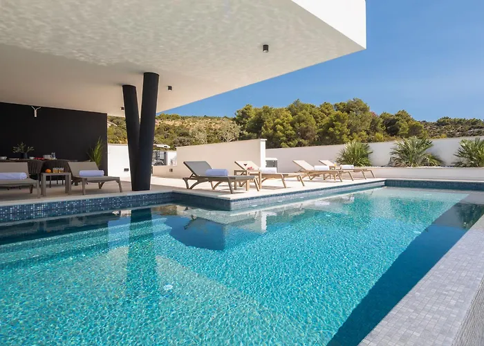 וילה Oliva Dolac